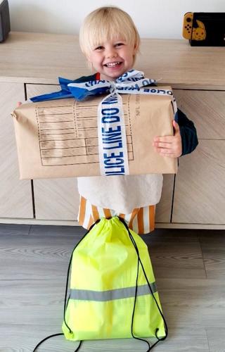 “Police-obsessed” three year old calls 999 and saves mum after she collapsed