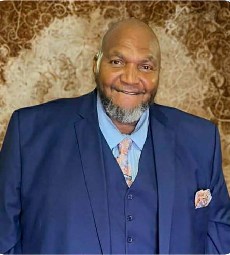 022826 black icons #6 russell.jpg