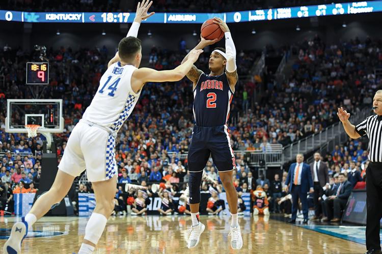 Bryce Brown, Jared Harper ink NBA free agent deals