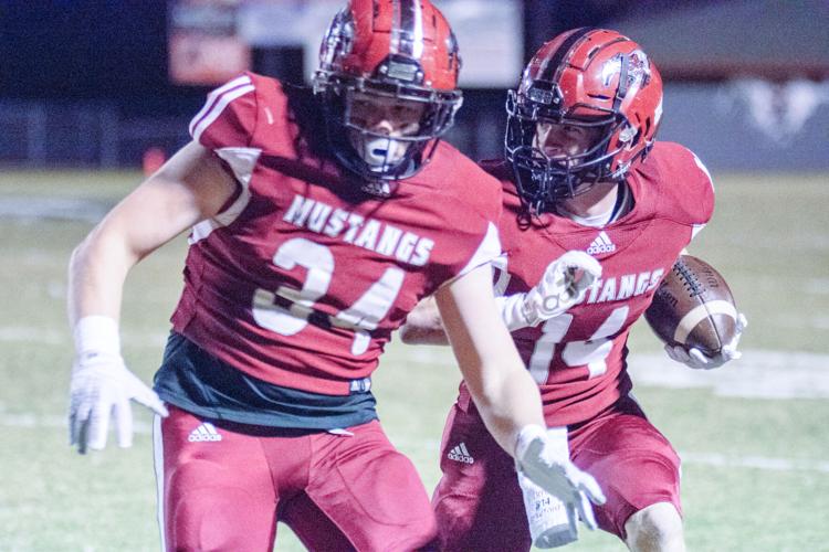 PHOTOS: Stanhope Elmore takes down Paul Bryant in opening round