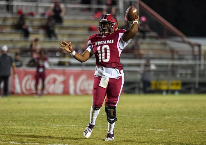 PHOTOS: Stanhope Elmore battles Wetumpka in annual rivalry game