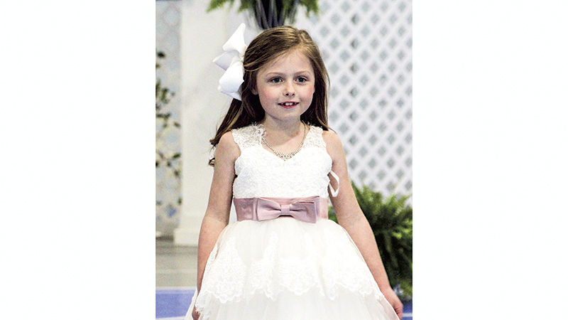 Camp Fire fashion show raises $1,100 for United Way