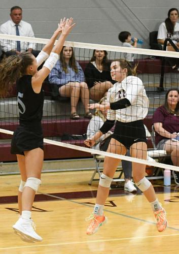 PHOTOS: Horseshoe Bend volleyball visits Elmore County