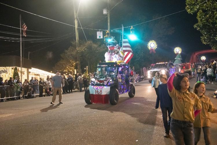 PHOTOS: Christmas on the Coosa