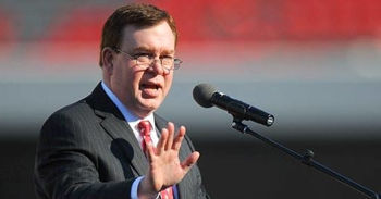 Barnhart to speak at AU club meeting