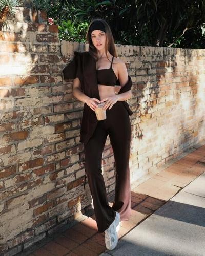 Barbara Palvin Wears LILYSILK’s New SilkContour™ Activewear