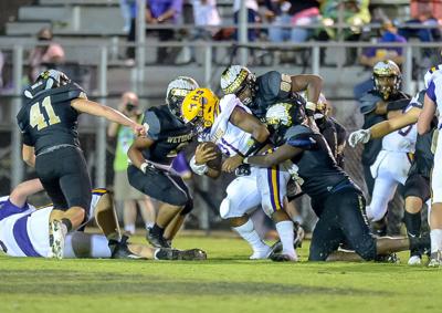 Wetumpka nabs first win in rivalry’s return
