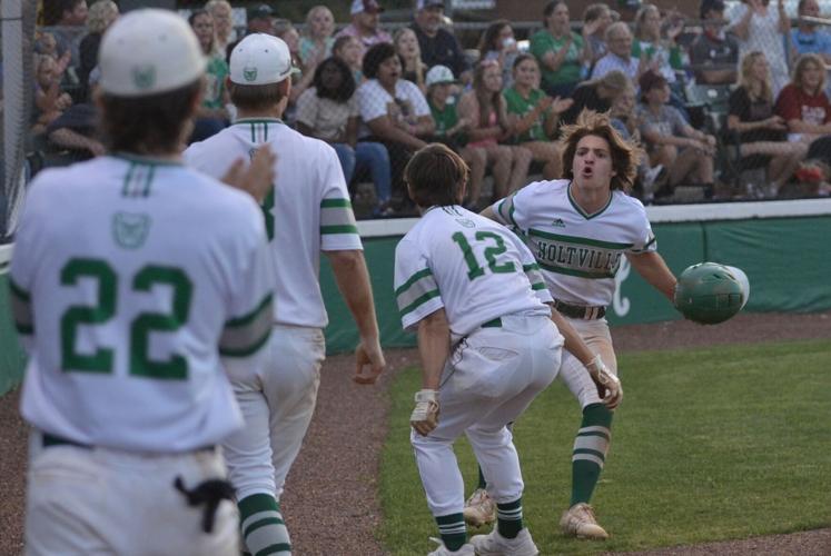 PHOTOS: Holtville advances in playoffs