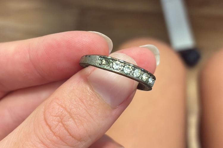 Dementia patient’s £9,000 jewellery goes missing in care home after stroke