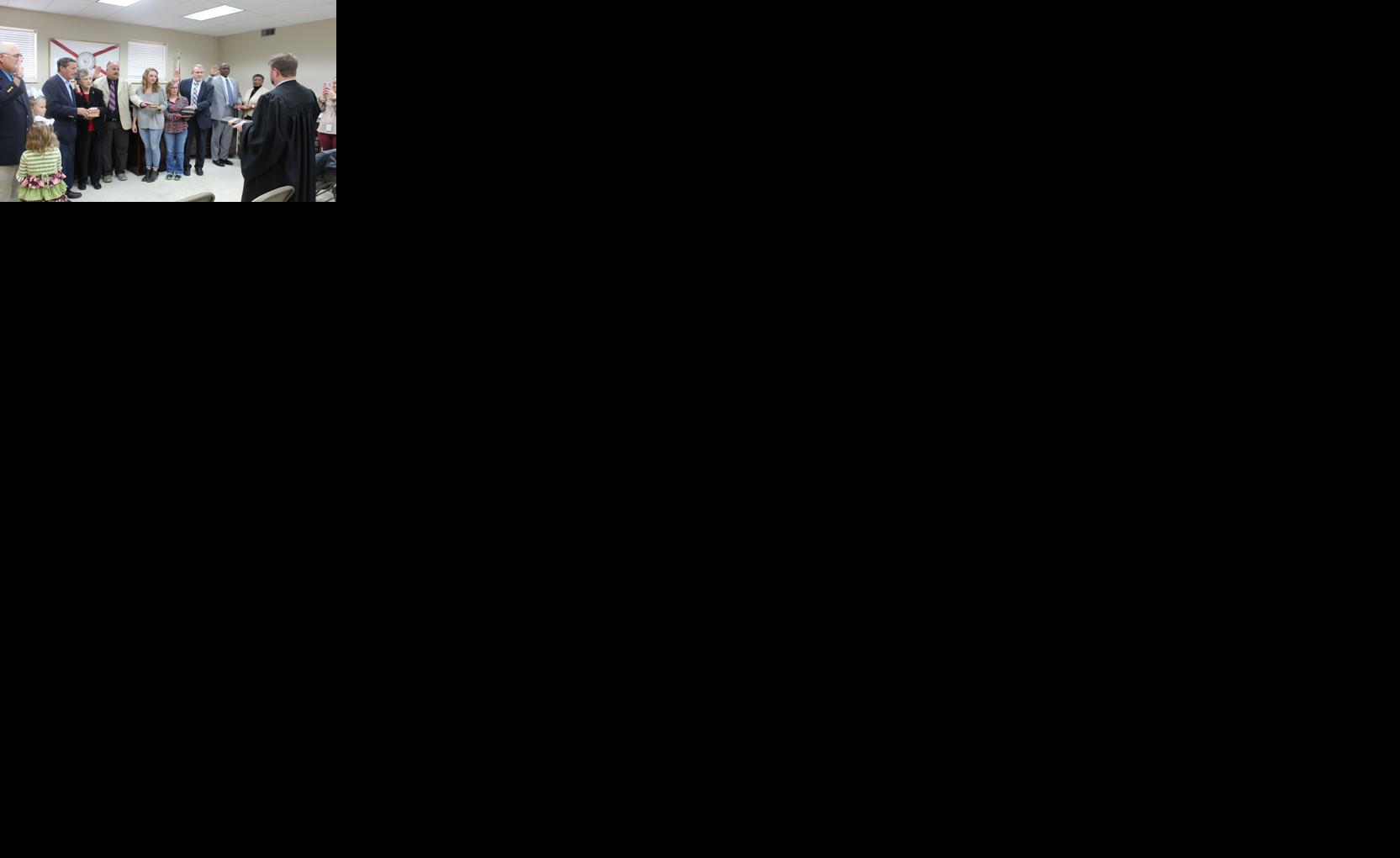 County commissioners sworn in for new term