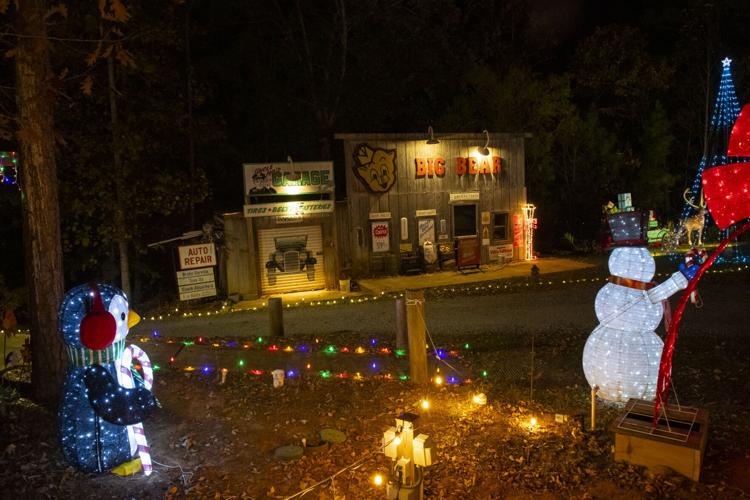 PHOTOS: Christmas Lights at Big Bear Lodge