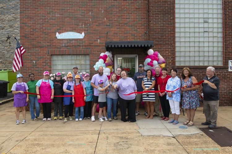 PHOTOS: The Scoop opens in downtown Tallassee