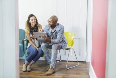 Video games that convey health information could be a good use of time in doctors' waiting rooms.