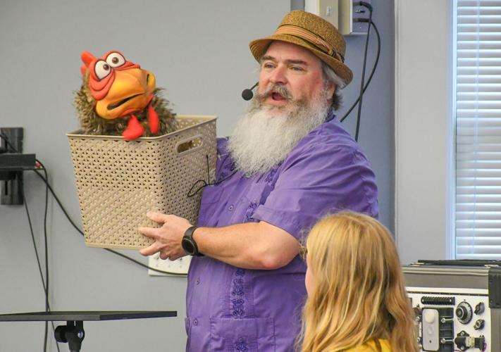 magic show 001.jpg