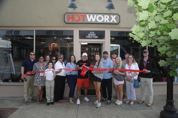 HOTWORX’s original studio in Oxford, MS is turning up the heat for its ninth anniversary with its first-ever “Cruise Into Fall” giveaway. Running from April 23 through August 31, existing HOTWORX members, new members, and guests can enter for a chance t...