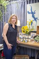 Arti Gras Candles for Ukraine