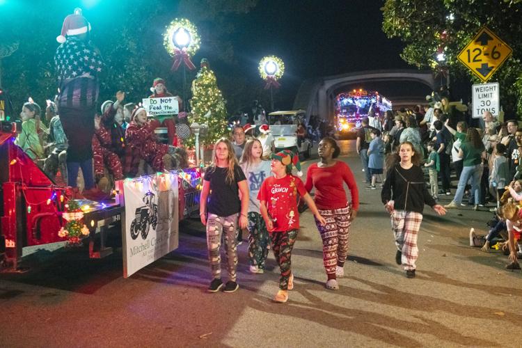 PHOTOS: Christmas on the Coosa
