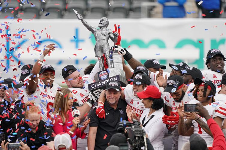 PHOTOS: Auburn and Houston duke it out at the Birmingham Bowl