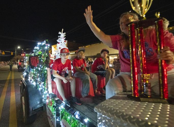 PHOTOS: Christmas on the Coosa Parade