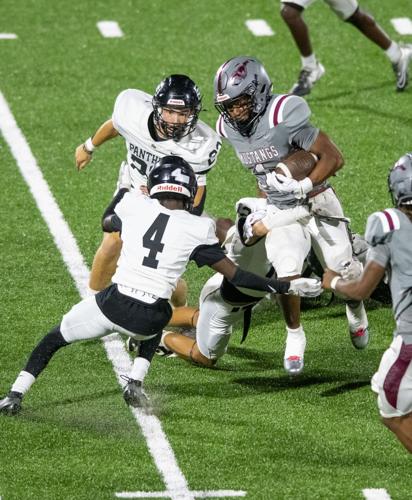 Stanhope Elmore hosts Smiiths Station