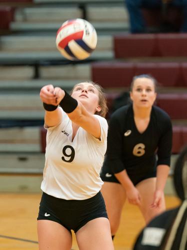 Photos: Wetumpka volleyball defeats Benjamin Russell