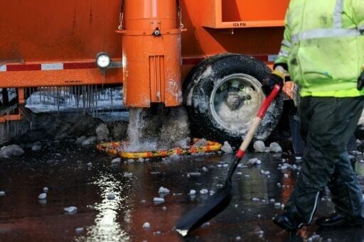 New York's snow melters can process between 60 and 120 tons of snow an hour