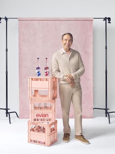 9389451-evian-200-Years-Young-Jeff-Koons-3