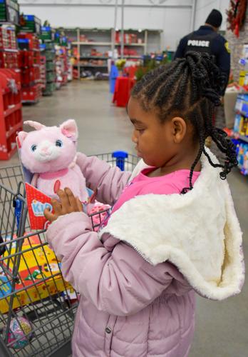 121725 shop with a cop1.jpg