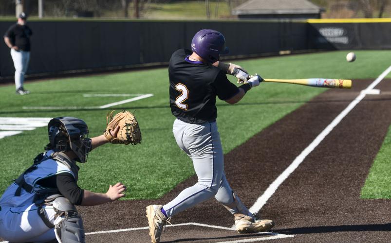 030426 tall-holt baseball 08.jpg