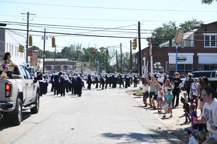 20260916 THS Homecoming Parade 010.jpg