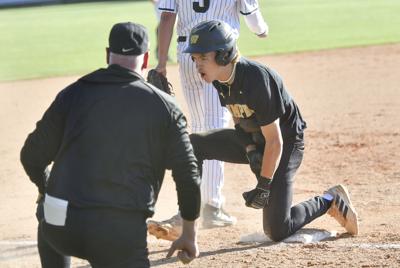 AREA CHAMPS: Wetumpka sweeps Stanhope Elmore for area title