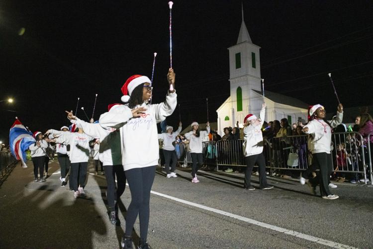 PHOTOS: Christmas on the Coosa