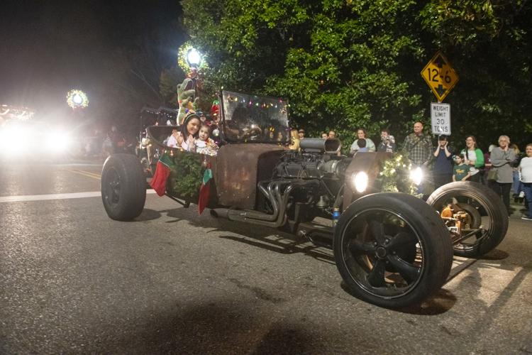 PHOTOS: Christmas on the Coosa