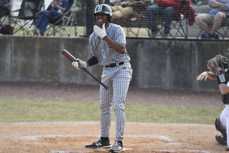 Dadeville falls in narrow loss to Handley
