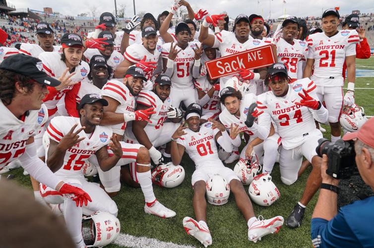 PHOTOS: Auburn and Houston duke it out at the Birmingham Bowl