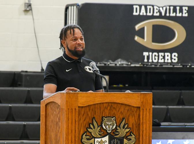 121725-dadeville ring ceremony 013.jpg