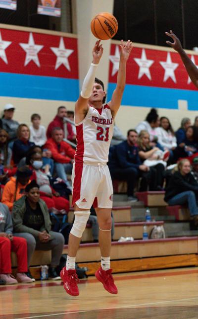 Horseshoe Bend loses tight contest with Central Clay, Tidwell tallies 27