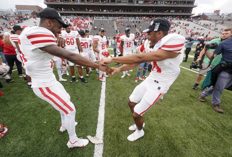 PHOTOS: Auburn and Houston duke it out at the Birmingham Bowl