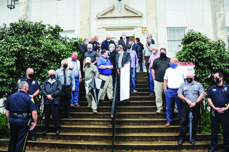 PHOTOS: Tallapoosa County organizes Back the Blue event