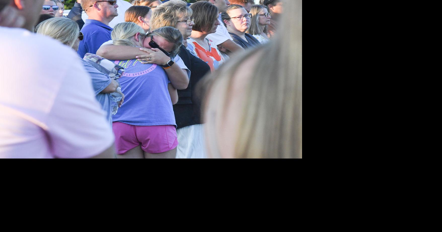A FOND FAREWELL Community gathers to pray for Reed Smith News