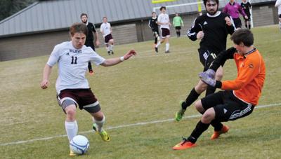 Wildcats dominate Pell City in sectional opener