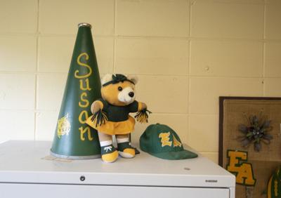 At home at Edgewood, Barner named head of school