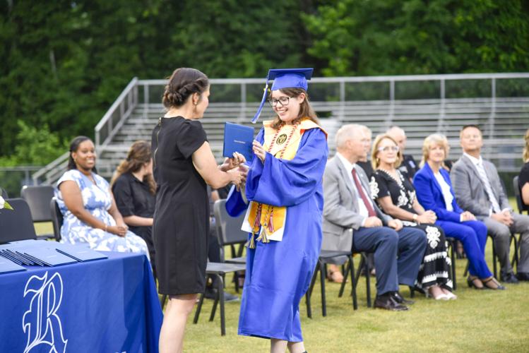 052726RHSGRAD14.jpg