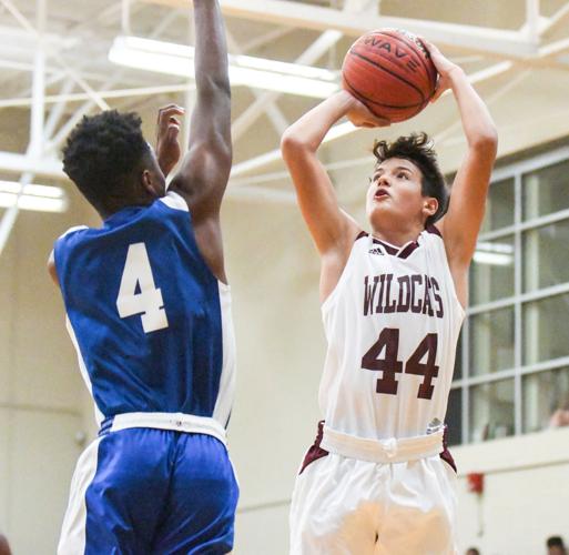 PHOTOS: Alex City Middle School, Central Coosa battle on the hardwood