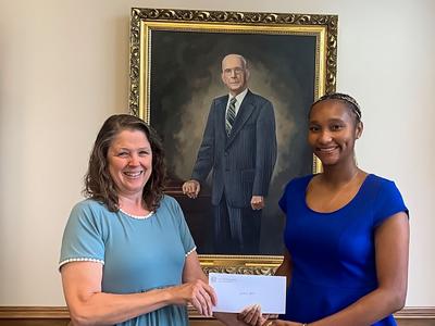 Dadeville graduate receives Van Cleaves Scholarship
