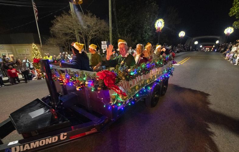 PHOTOS: Christmas on the Coosa Parade