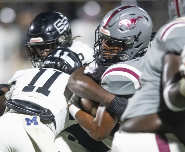 Stanhope Elmore hosts Smiiths Station