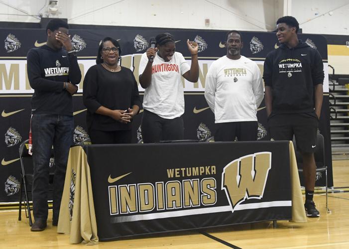 wetumpka signing 35.jpg