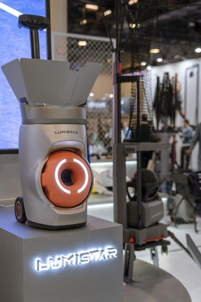 Tero and Carry at Lumistar CES