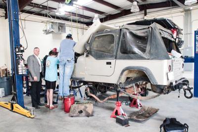 Elmore County Technical Center principal Hull leads students to trades
